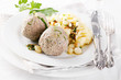 Leberknödeln mit Kartoffeln