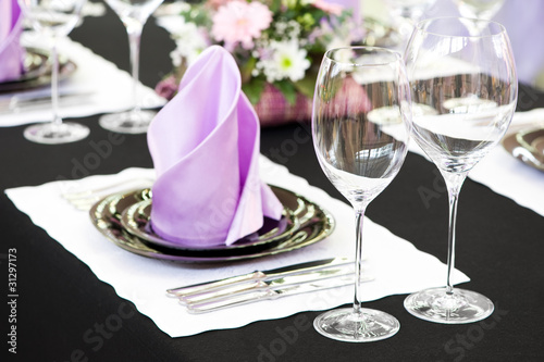 Foto: close-up catering table set close-up catering table set