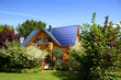 Photo: Haus mit Solarzellen Haus mit Solarzellen