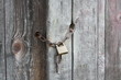 Cadenas et sa chaine