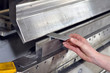detail industry worker // Detailaufnahme Abkantbank Metallbaufir