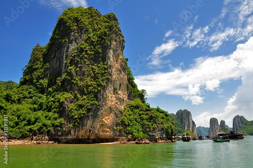 Photo: Halong Bay, Vietnam Halong Bay, Vietnam