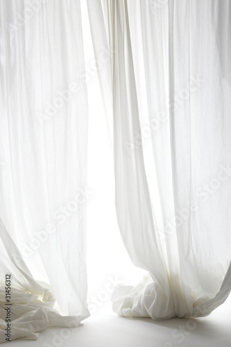Foto: white curtain white curtain