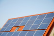 Foto: Solar Panele auf Spitzdach Solar Panele auf Spitzdach
