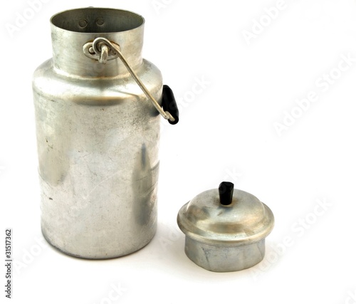 Foto: Recipiente antiguo para guardar leche Recipiente antiguo para guardar leche