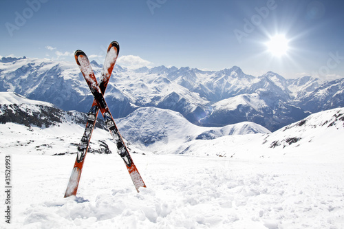 Foto: Pair of cross skis Pair of cross skis