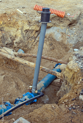 Photo: remplacement réseau d'eau potable: conduites sous terre remplacement réseau d'eau potable: conduites sous terre