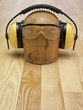 Protective earmuffs