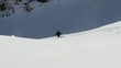Skieur en  haute montagne