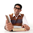 Mann mit dickem Buch