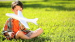 Vídeo: Little Caucasian Boy with Dreams of Flying Little Caucasian Boy with Dreams of Flying