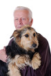 Senior mit Hund