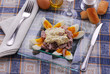 Ensalada de pollo y huevos