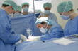 Ablation chirurgicale d'une tumeur cancéreude au sein. Ablation chirurgicale d'une tumeur cancéreude au sein.