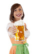 Hübsche, bayerische Frau im Dirndl hält Oktoberfest Maß Bier