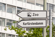Hinweisschilder Zoo / Kurfürstendamm