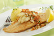 Pangasiusfilet mit frischem Spargel und Polnischer Buttersoße