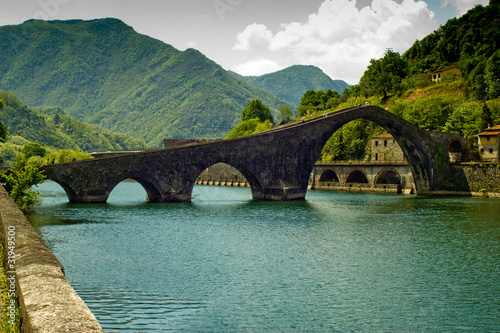 Photo: Ponte del Diavolo Borgo a Mozzano Ponte del Diavolo Borgo a Mozzano