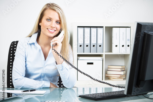 Photo: frau im service frau im service