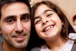 Foto: fillette avec son papa fillette avec son papa
