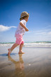 enfant à la plage