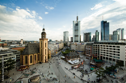 Foto: Skyline downtown of Frankfurt city Skyline downtown of Frankfurt city