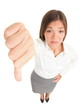 Thumbs down Frau