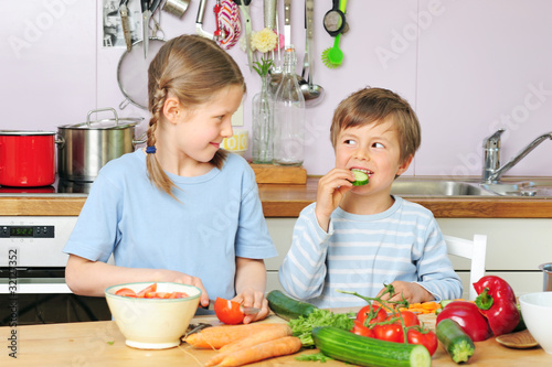 Foto: Miteinander kochen Miteinander kochen
