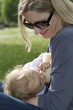 breast nurse feeding