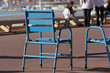 la croisette et une chaise la croisette et une chaise