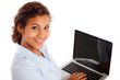 Image : attraktive junge frau mit laptop