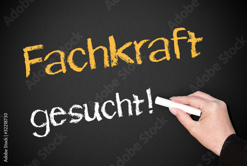 Illustration: Fachkraft gesucht ! Fachkraft gesucht !