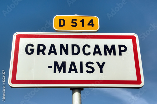 Photo: Grancamp-Maisy - Panneau de commune Grancamp-Maisy - Panneau de commune