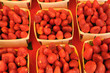 étal de fraises au marché étal de fraises au marché