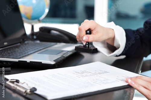 Foto: stamping document stamping document