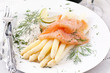Spargel mit Lachs