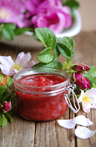 Photo: Heckenrose - Konfitüre Heckenrose - Konfitüre