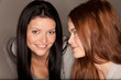 Foto: girlfriends sitting together girlfriends sitting together