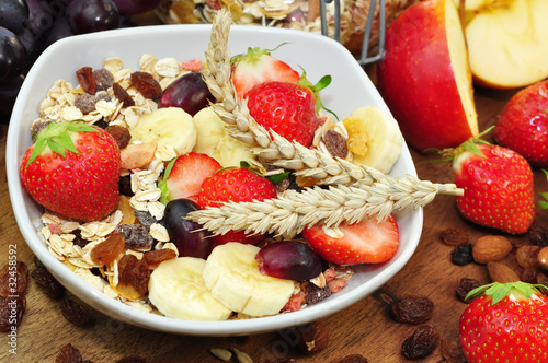 Photo: Müsli mit Obst Müsli mit Obst