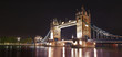 Foto: tower bridge et la tamise de nuit tower bridge et la tamise de nuit