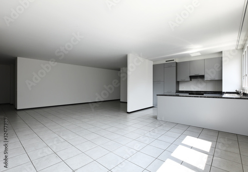 Photo: grande appartamento vuoto grande appartamento vuoto