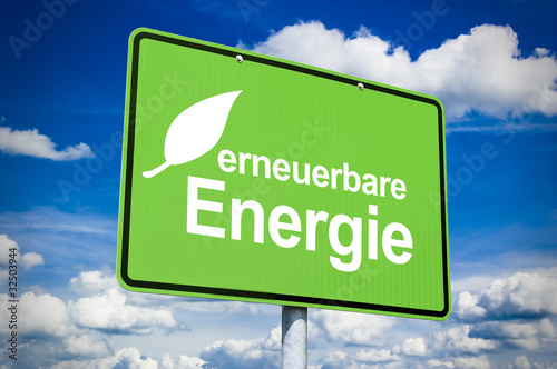 Foto: Ortsschild mit erneuerbare Energie Ortsschild mit erneuerbare Energie