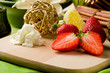 Dessert di Fragole su Tagliere di legno