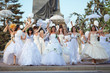 Brides