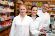 PTA mit Kollegin und Apotheker