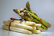 weißer und grüner Spargel
