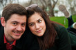 Foto: Portrait of a beautiful young couple smiling Portrait of a beautiful young couple smiling