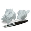 Foto: Füller und 2 Papierkneuel Füller und 2 Papierkneuel