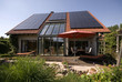 Wohnhaus mit Solarzellen Wohnhaus mit Solarzellen