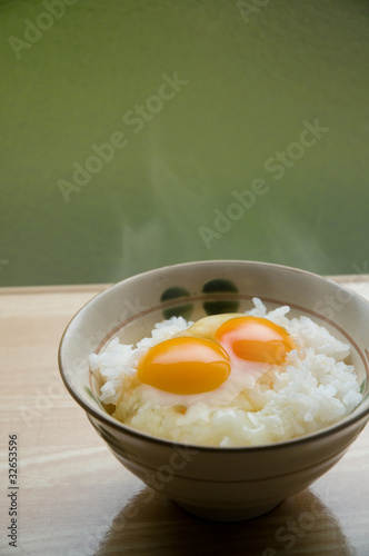 Photo: 生卵ごはん 生卵ごはん